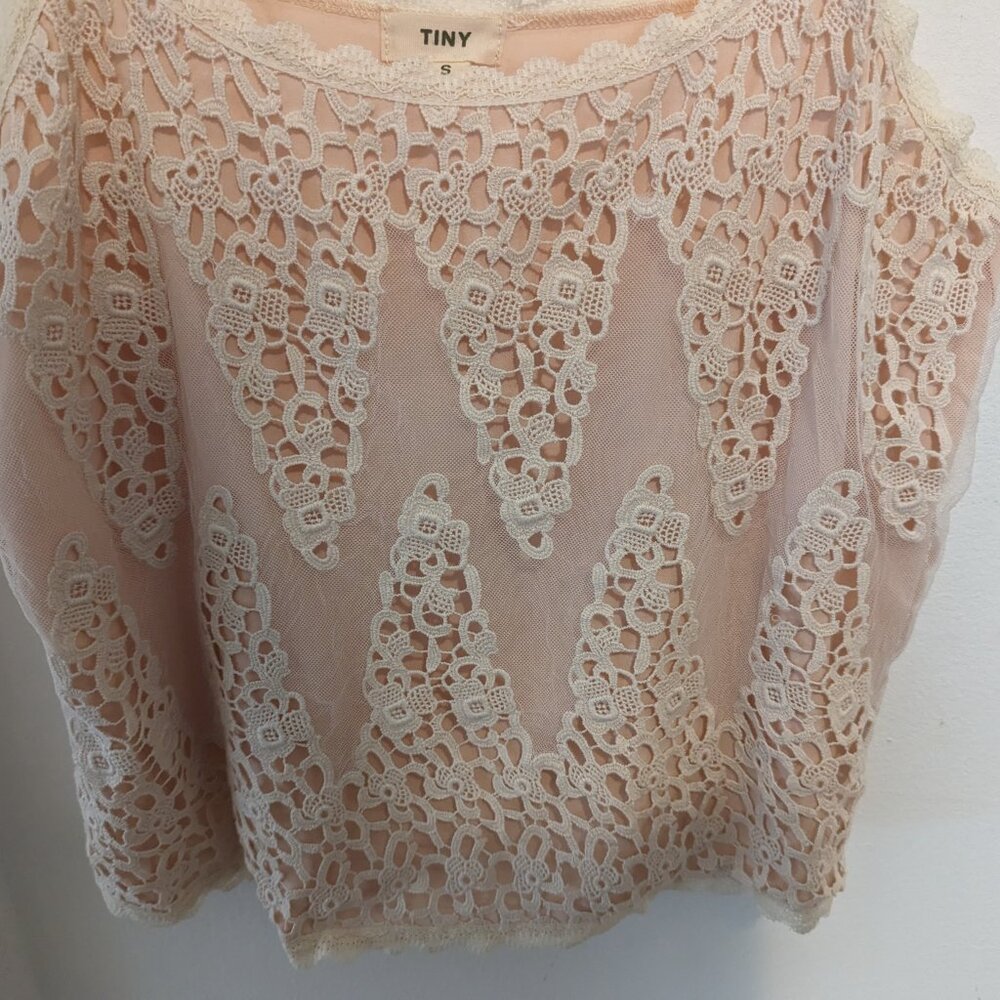 Anthropologie TINY "Anne" Peach Lace Cami - Picture 4 of 11